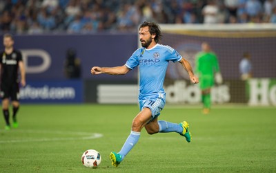 米兰电竞热评-亚马尔不怕身体对抗