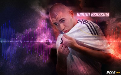 米兰电竞-佩德里再献绝妙传球助攻帮助球队取胜