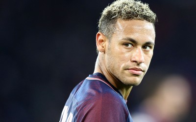 米兰电竞-加克波国家队戴帽纪念日